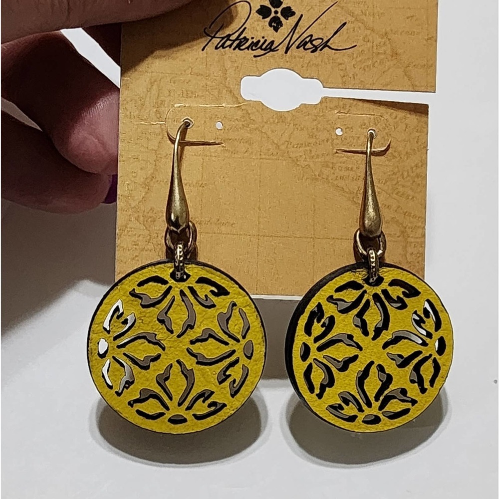 Patricia Nash yellow wooden and gold tone French wire drop earrings new!‎